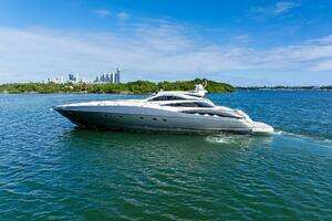 2001 Sunseeker Predator thumbnail 2