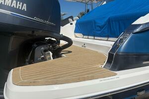 Rhapsody 29ft Regal Yacht For Sale