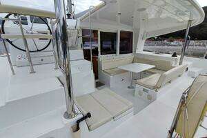 39ft Lagoon Yacht For Sale