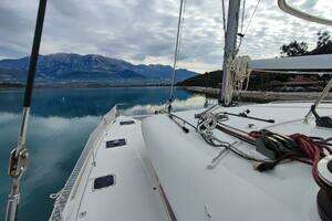 39ft Lagoon Yacht For Sale