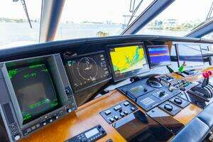 1989 Feadship 116 Sport Fisher thumbnail 13