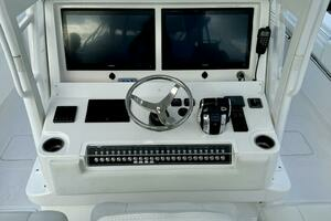 LuLu 2020 Invincible Catamaran Yacht For Sale in North Palm Beach FL