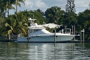 1999 Tiara Yachts 43 Open thumbnail 9