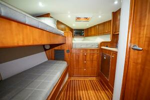 2012 Winter Custom Yachts 38 Express thumbnail 6