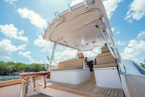 2012 Winter Custom Yachts 38 Express thumbnail 43