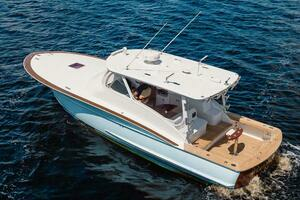 2012 Winter Custom Yachts 38 Express thumbnail 47