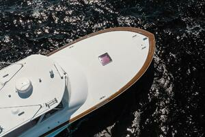 2012 Winter Custom Yachts 38 Express thumbnail 21