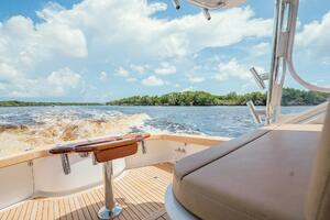 2012 Winter Custom Yachts 38 Express thumbnail 44
