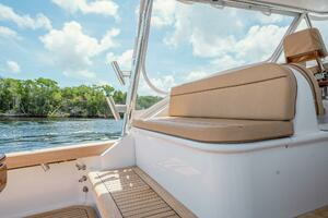 2012 Winter Custom Yachts 38 Express thumbnail 37