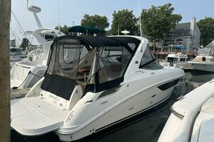 2016 Sea Ray 310 Sundancer thumbnail 1