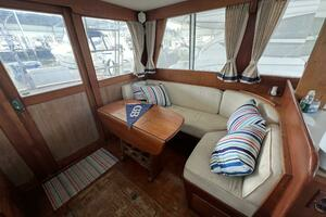 1985 Grand Banks 36 thumbnail 12