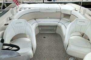 Photo 4625610 for 2007 Rinker 246 Captiva Bowrider  