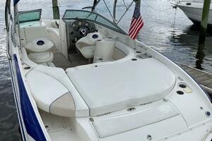 Photo 4625614 for 2007 Rinker 246 Captiva Bowrider  