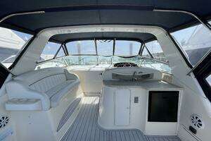 34ft Rinker Yacht For Sale