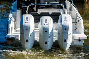  2025 Wellcraft 355 Yacht For Sale in Tampa FL