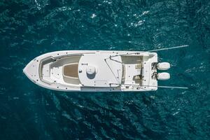 330 Boston Whaler 33ft Boston Whaler Yacht For Sale