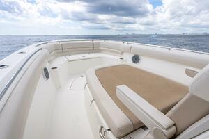 330 Boston Whaler 33ft Boston Whaler Yacht For Sale