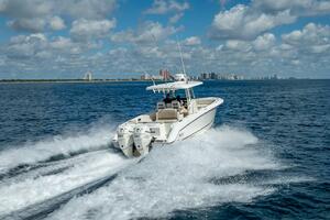 330 Boston Whaler 33ft Boston Whaler Yacht For Sale