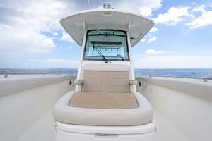 330 Boston Whaler 33ft Boston Whaler Yacht For Sale