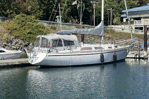 1985 Custom Whiting Yachts 40 thumbnail 1