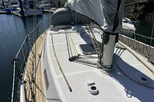 1985 Custom Whiting Yachts 40 thumbnail 5