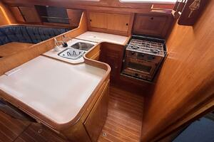 1985 Custom Whiting Yachts 40 thumbnail 21