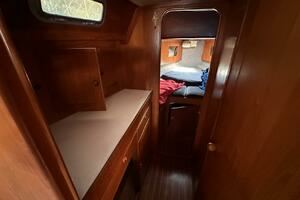1985 Custom Whiting Yachts 40 thumbnail 22