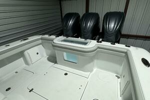 2024 Yellowfin 36 thumbnail 15