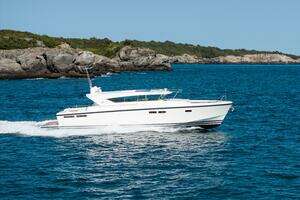  2017 Delta Powerboats 54 IPS Yacht For Sale in Pompano Beach FL