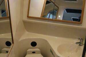 1996 Sea Ray Sundancer thumbnail 20