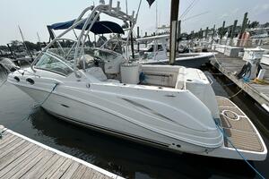 Photo 4631343 for 2008 Sea Ray 270 Amberjack  