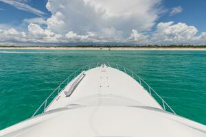 2015 Viking 70 Convertible thumbnail 35