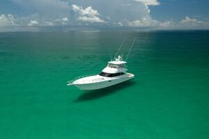 2015 Viking 70 Convertible thumbnail 50