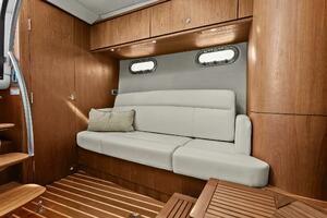 Fridge Benefit 35ft Tiara Yachts Yacht For Sale
