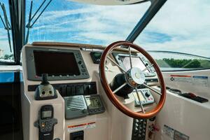 Fridge Benefit 35ft Tiara Yachts Yacht For Sale