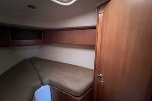 2002 Moody 38-2 Sloop thumbnail 19