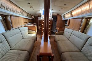 2002 Moody 38-2 Sloop thumbnail 3