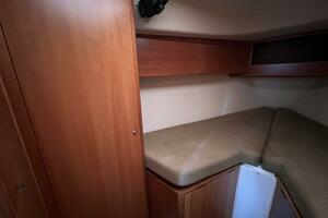 2002 Moody 38-2 Sloop thumbnail 18