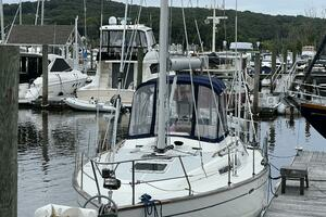 2002 Moody 38-2 Sloop thumbnail 43