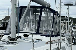 2002 Moody 38-2 Sloop thumbnail 54