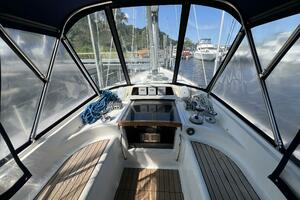 2002 Moody 38-2 Sloop thumbnail 27