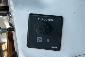 2002 Moody 38-2 Sloop thumbnail 23