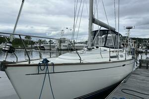 2002 Moody 38-2 Sloop thumbnail 53