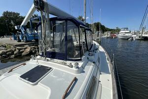 2002 Moody 38-2 Sloop thumbnail 37