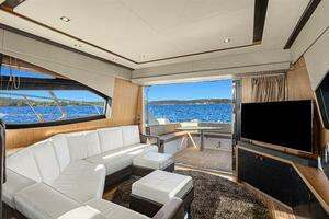 2017 Sea Ray L590 thumbnail 6