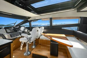 2017 Sea Ray L590 thumbnail 13
