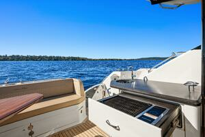 2017 Sea Ray L590 thumbnail 39
