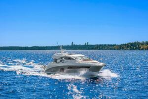2017 Sea Ray L590 thumbnail 55