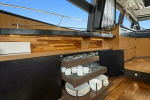 2017 Sea Ray L590 thumbnail 10