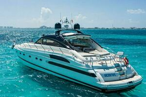 INCENTIVE 2004 Princess 65 Yacht For Sale in Cancun 